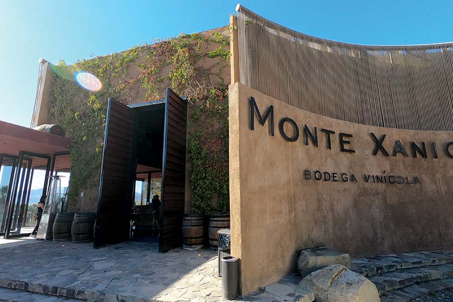 monte xanic entrance mobile 900x600